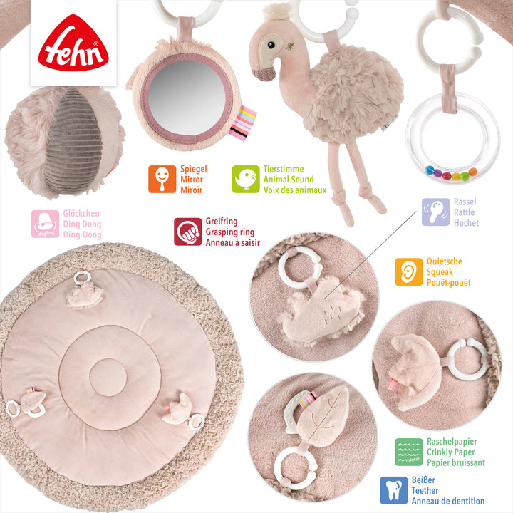 Details der 3-D-Activity-Decke Flamingo mit verschiedenen Spielelementen