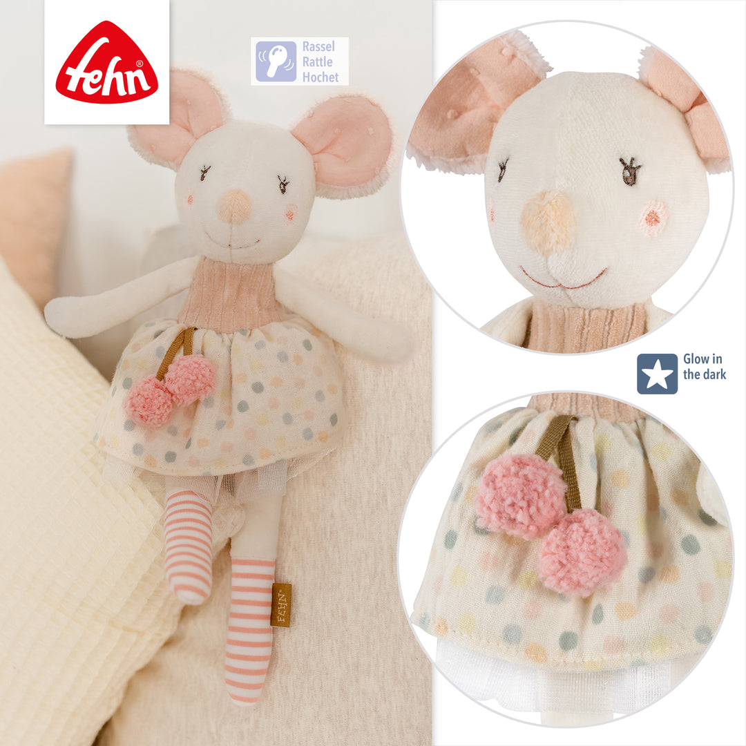 Detailansicht des Baby Bean Bag Maus mit Rassel und Glow in the dark-Bestickung