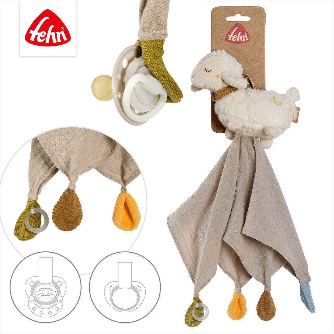 Detailansicht des Baby Schmusetuchs Schaf mit Schnullerring
