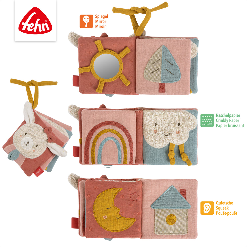 Innenseiten des Baby Stoffbuchs Hase mit Spielelementen
