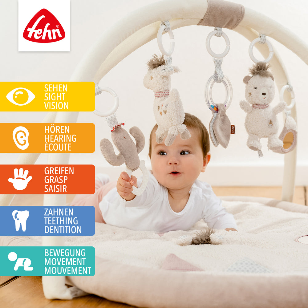 Baby entdeckt die Baby 3-D-Activity-Decke Peru in Bauchlage