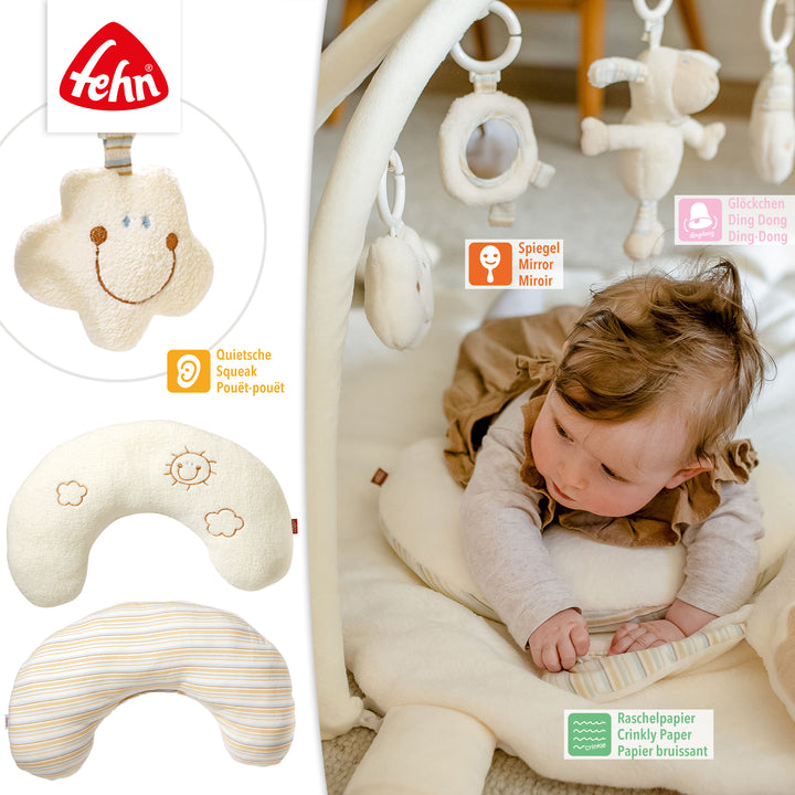 Details der 3-D-Activity-Decke Schaf mit verschiedenen Spielelementen